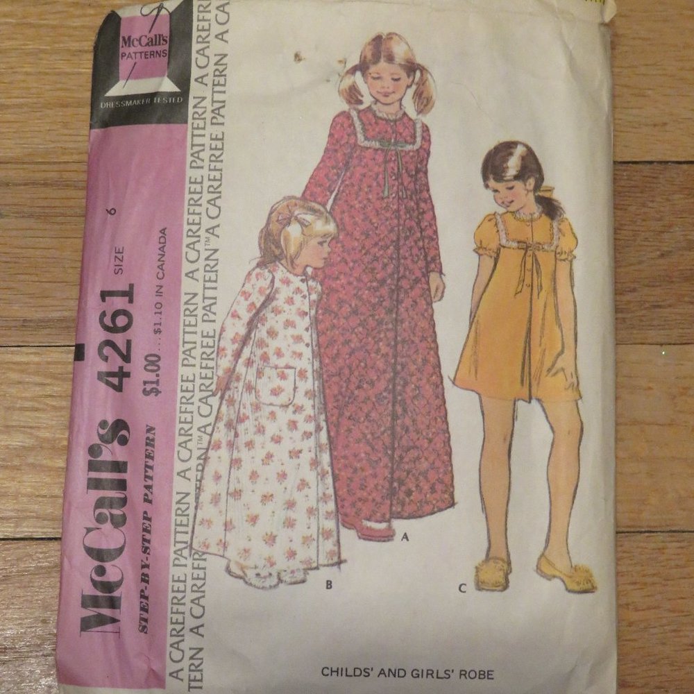 Vintage McCall's CUT Child's Robe Pattern Size 6 (983)